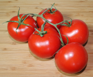Red Tomato